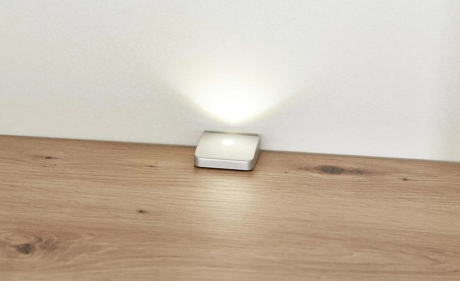 Vitrine Varese | Pinie hell (Nachbildung) / Asteiche (Nachbildung) 11 Vitrine Varese | Pinie hell (Nachbildung) / Asteiche (Nachbildung) – Bild 11