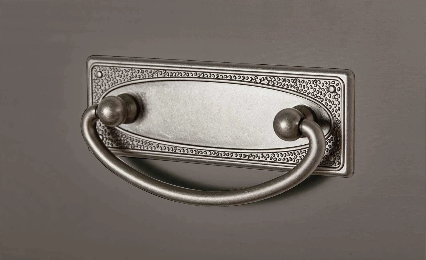 maison bleue Highboard Florian | Grau / laugenfarben Türen aus Holz 4 maison bleue Highboard Florian | Grau / laugenfarben Türen aus Holz – Bild 4