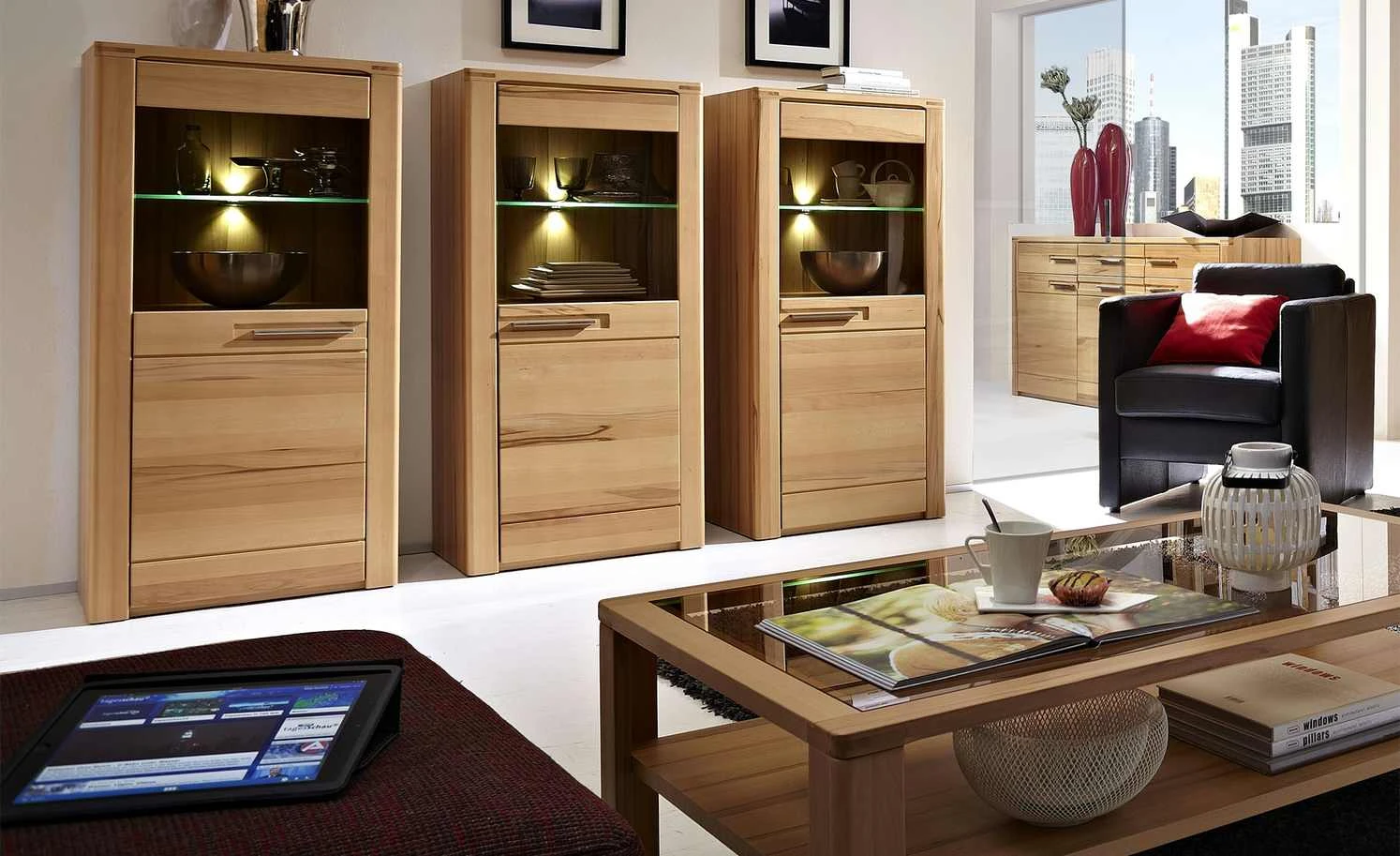 Vitrine Toscolano | links 1 Vitrine Toscolano | links